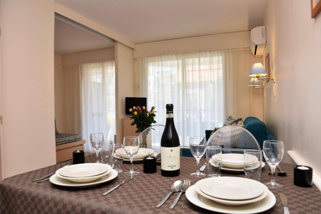 Les Rivages 2P Terrasse Parking Appartement Menton Buitenkant foto