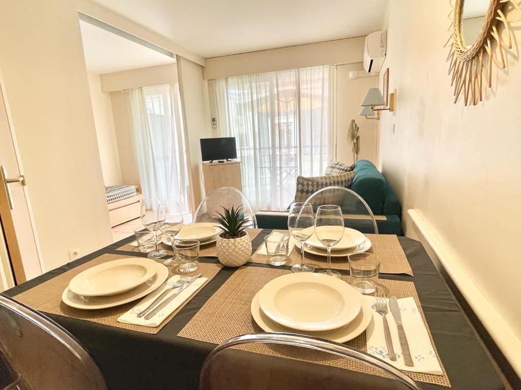 Les Rivages 2P Terrasse Parking Appartement Menton Buitenkant foto
