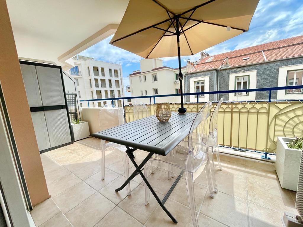 Les Rivages 2P Terrasse Parking Appartement Menton Buitenkant foto