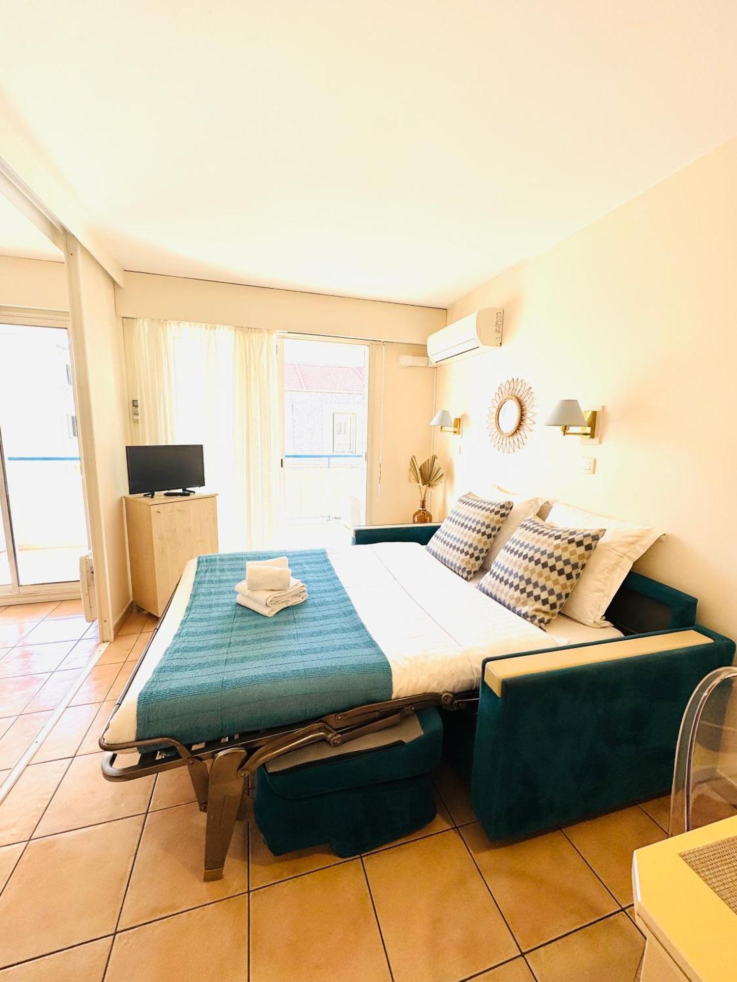 Les Rivages 2P Terrasse Parking Appartement Menton Buitenkant foto
