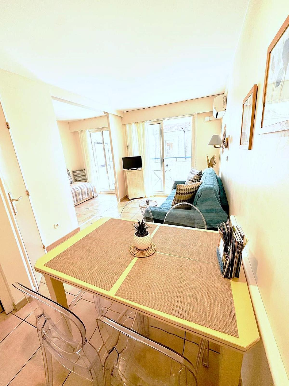 Les Rivages 2P Terrasse Parking Appartement Menton Buitenkant foto