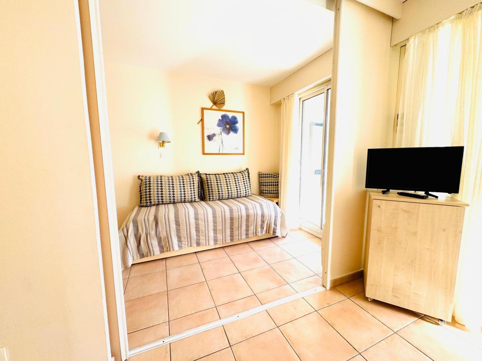 Les Rivages 2P Terrasse Parking Appartement Menton Buitenkant foto